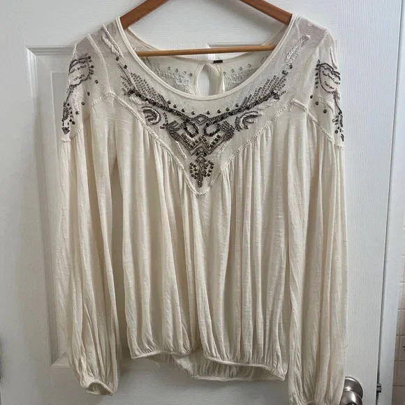 Free People Boho Yummy Slub Ivory Embellished Beaded Sequin Top Size XS - Picture 1 of 13